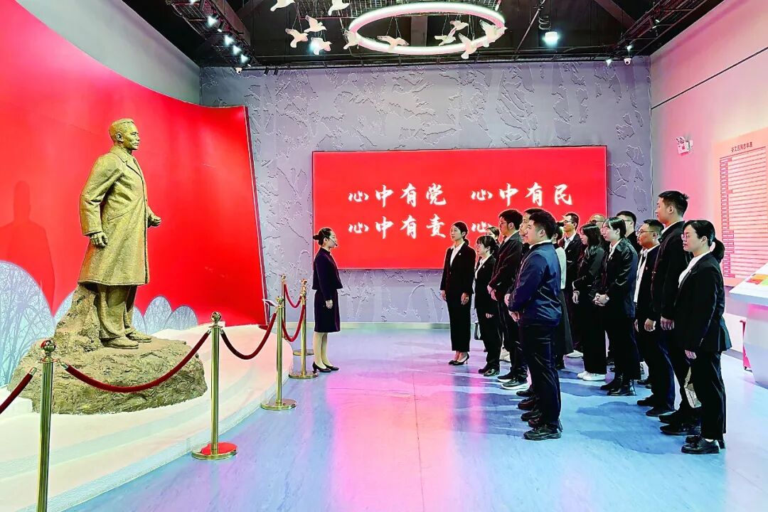 树立和践行正确政绩观①关键是政绩观一定要对头