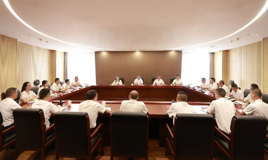 永葆铁血初心 勇担执纪使命——市纪委监委机关召开“八一”建军节退役军人及军属慰问座谈会